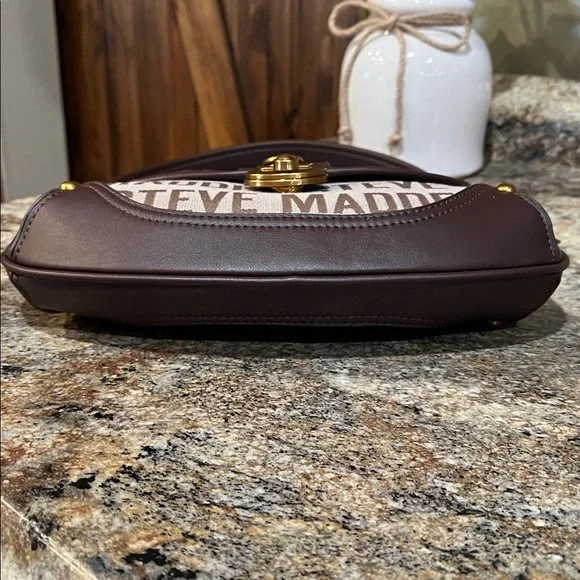Steve Madden NWOT Beige and Brown Logo Shoulder Bag - Picture 7 of 9